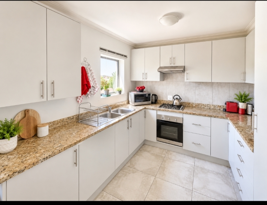2 Bedroom Property for Sale in Reebok Western Cape